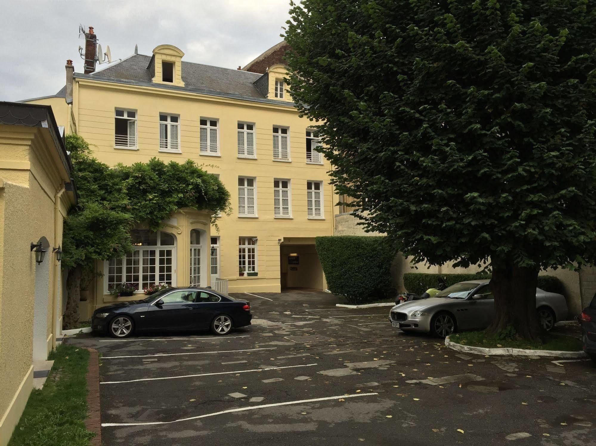 Hotel Memorial Saint-Quentin  Ngoại thất bức ảnh